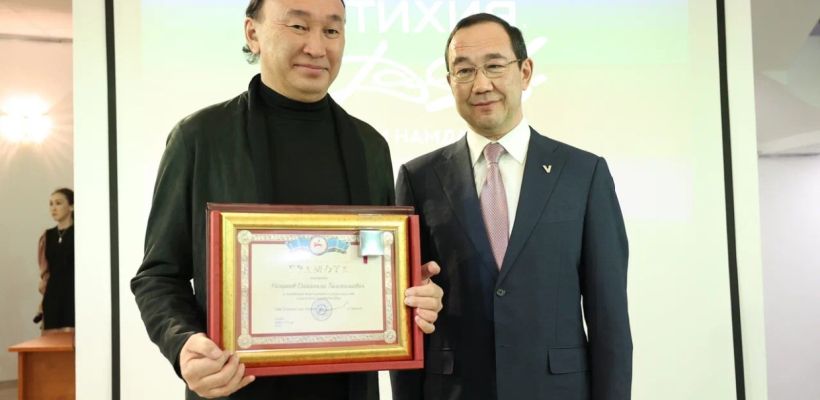 В Якутске открылась выставка всемирно известного скульптора Даши Намдакова