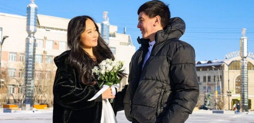 Фотофакт: 50 пар поклялись в верности