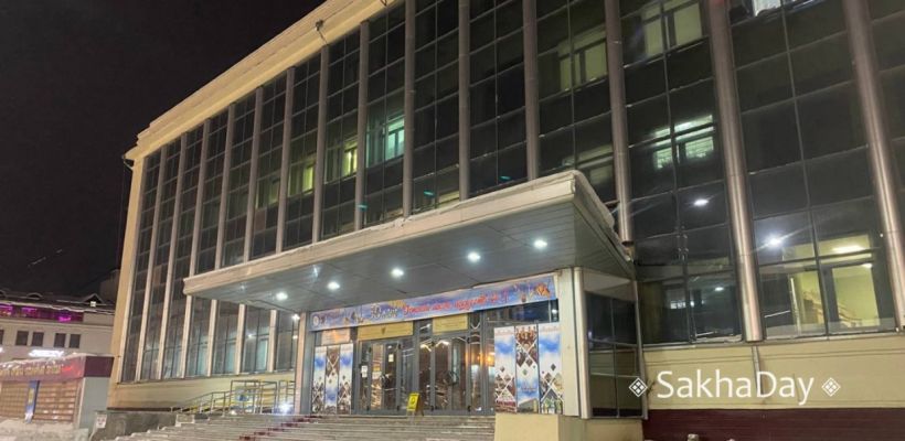 Ура! В Якутске ДШИ и художественная школа отстояли свое здание