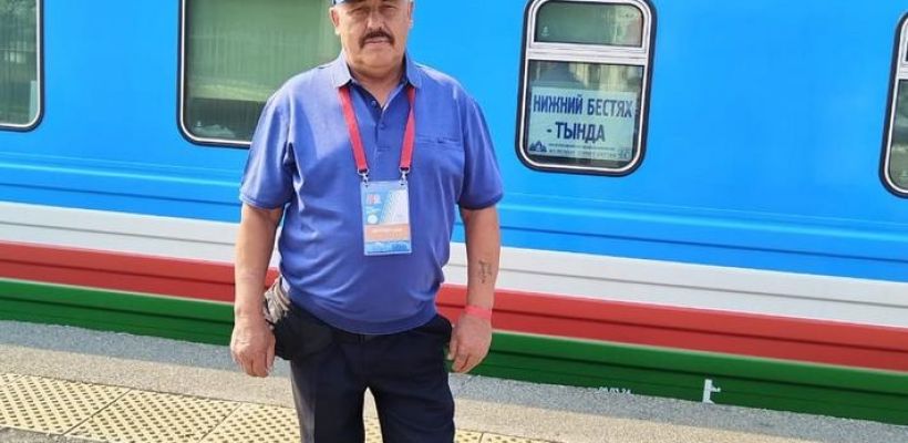 Наши люди: Работы у водителя дежурки на станции Томмот много