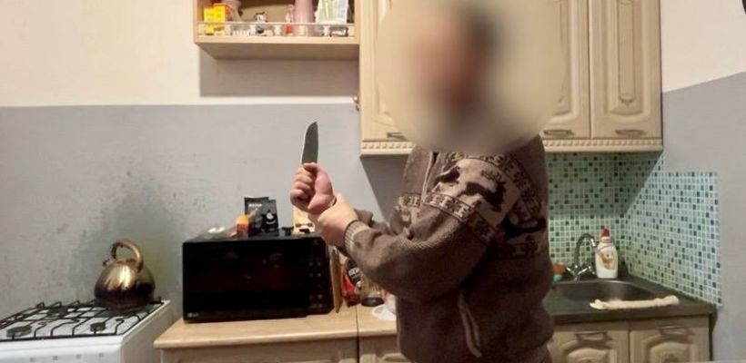 Житель Якутска предстанет перед судом за попытку убийства несовершеннолетнего сына