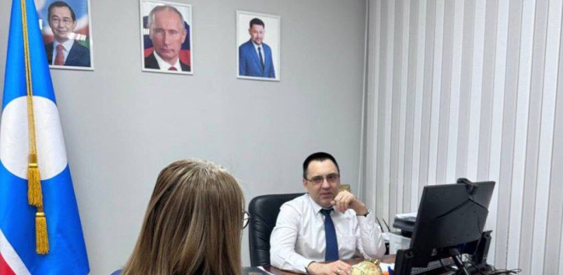 Глава Строительного округа, признанный банкротом, месяц не появляется на работе