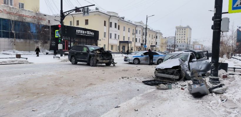 В Якутске возбуждено уголовное дело по факту аварии на проспекте Ленина, унесшей жизни троих человек