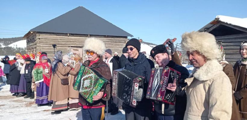 В Хангаласском улусе прошел парад потомков государевых ямщиков