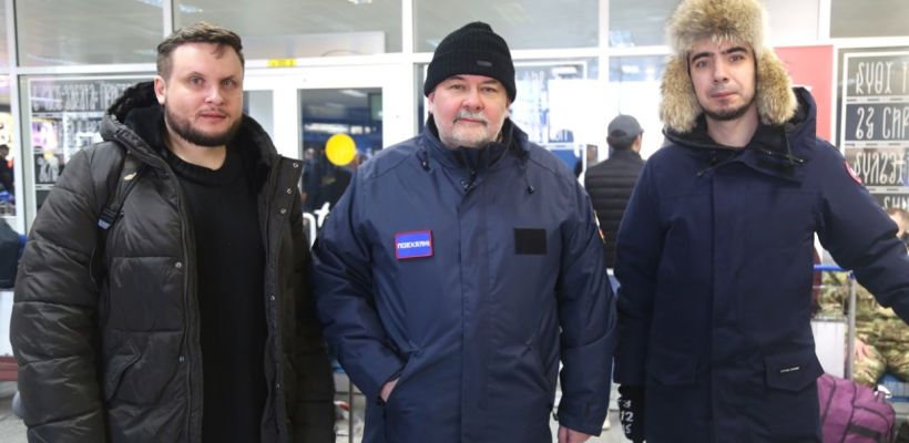 Фотофакт: В Якутск прибыли писатель Сергей Лукьяненко и пранкеры Вован и Лексус