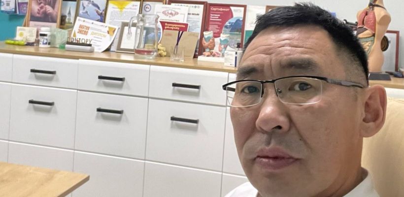 Якутский доктор, продающий "арктические" витамины, обвинил журналистов и блогеров в хайпе, заказухе и нечистоплотной игре