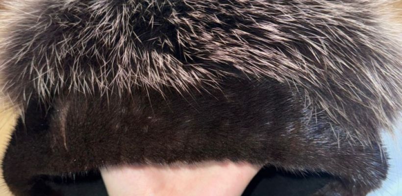 В Намском районе пожилая женщина похитила у приятельницы норковую шапку. Теперь ей грозит срок до 5 лет