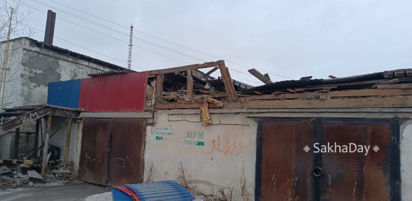 Кто починит крыши гаражей в Якутске? В городе очередное самоуправство