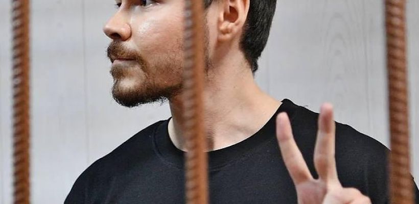 Блогер Аяз признал вину: Мы продавали курсы агрессивно, всем без разбора