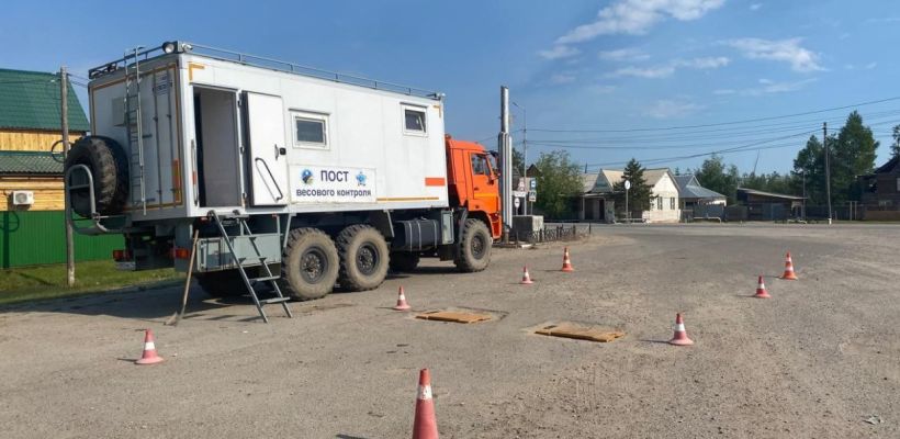 На дорогах Якутии введут временное ограничение для проезда грузовых автомобилей