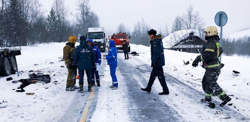 Пять человек погибли в страшном ДТП в Якутии