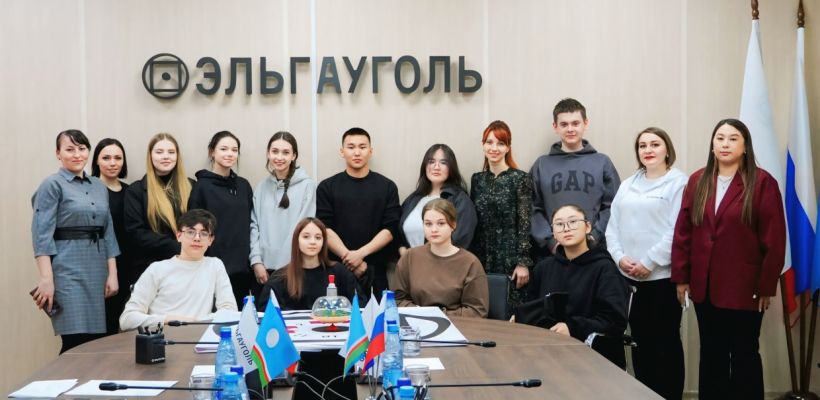 Студенты познакомились с компанией ЭЛЬГАУГОЛЬ