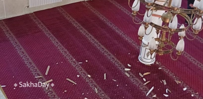 В Якутске мужчина разгромил мечеть