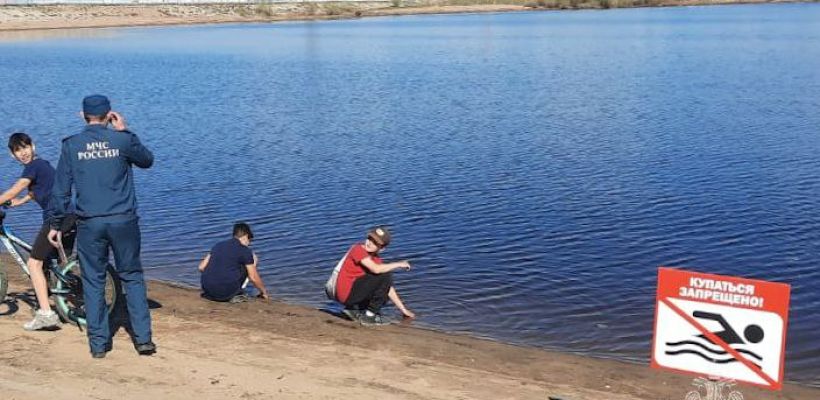 В Якутск пришла жара: горожане потянулись к воде, МЧС напоминает о безопасности