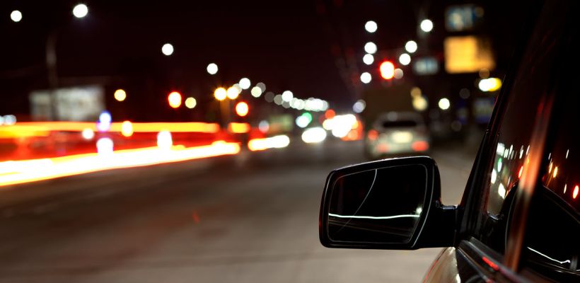 В Якутске трое парней, выполняя заказ, подожгли автомобиль