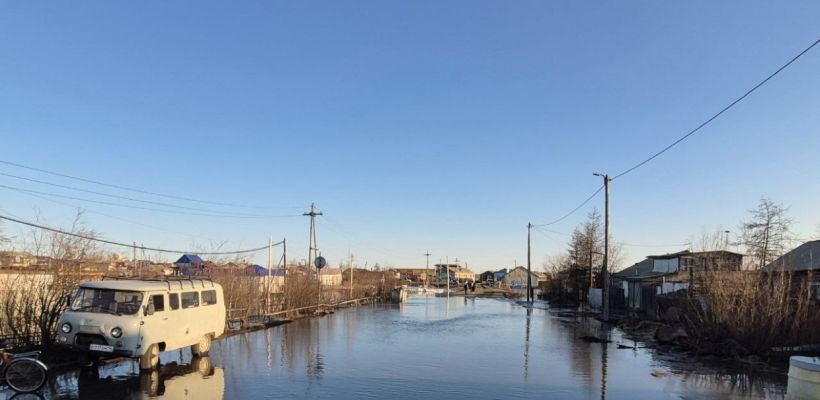 В Среднеколымске подтоплены 13 дворов