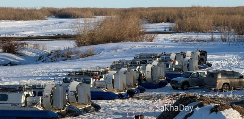 Сколько будет стоить проезд на судах на воздушных подушках через Лену во время ледохода?
