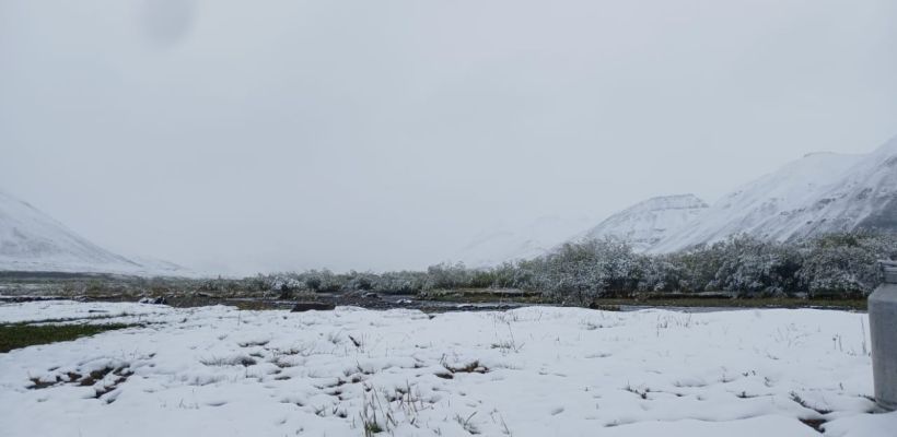 Лето в Якутии не наступит? В Эвено-Бытантайском улусе выпал снег, в соцсетях — разочарование