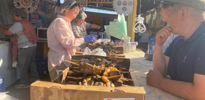 В мэрии Якутска обсуждают, как будет вестись торговля без интернета на Ысыахе Туймаады