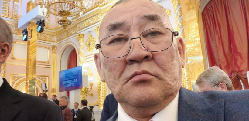 Депутат Госдумы Петр Аммосов негодует, что якутские артисты не выступают на федеральной сцене