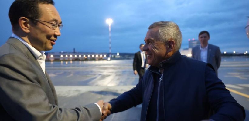 Фотофакт: в Якутск прибыл Раис Татарстана Рустам Минниханов