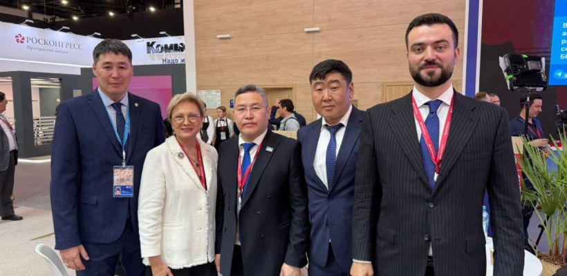 Делегация АО «АК «ЖДЯ» приняла участие в ПМЭФ