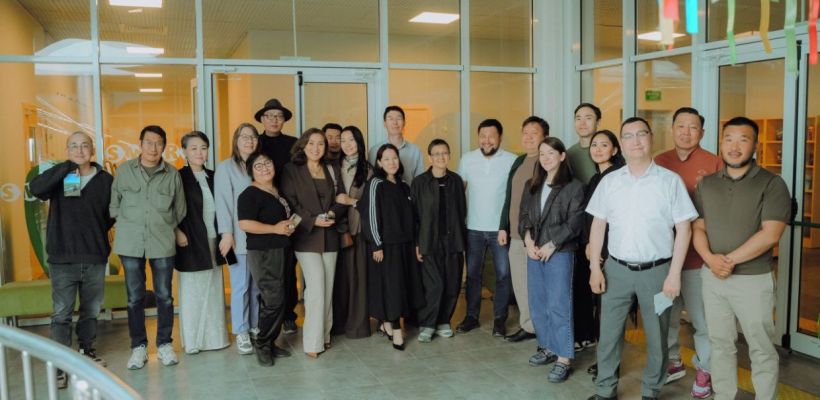 В мэрии Якутска прошла встреча с блогерами — но без молодых