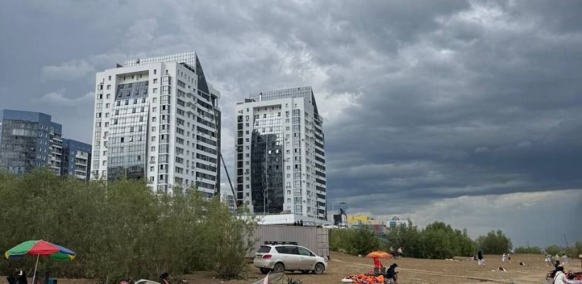 В Якутске энергетики восстанавливают электроснабжение в нескольких районах города