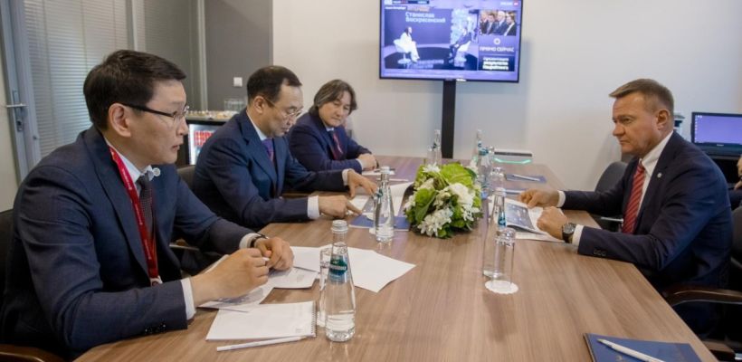 Владимир Путин освободил от должности министра транспорта Романа Старовойта