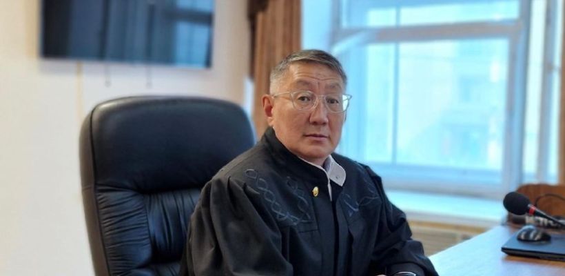 Судья-криминалист, рассматривавший нашумевшее дело «белый список ГИБДД», ушел в почетную отставку