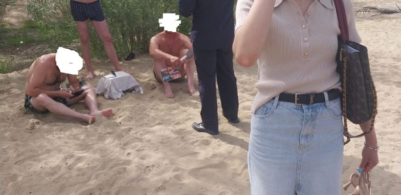 Авоська, пиво и штраф. В Якутске на протоке ловят купальщиков с градусом