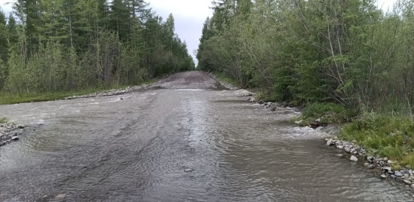 Закрыт проезд по региональным автодорогам «Амга» и «Оймякон»