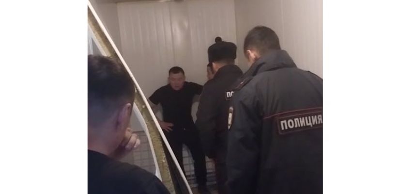 Завершено уголовное дело в отношении спортсмена, избившего главу наслега и снесшего стену в отделении полиции