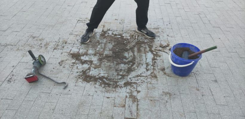 После публикации в соцсетях на главной площади в Якутске начали устранять вспучивания тротуара