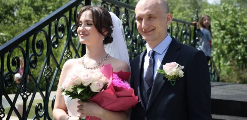 Якутяне сочетаются браком в День семьи, любви и верности