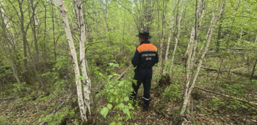 В Якутии мужчину искали спасатели, а он вернулся домой и лег спать