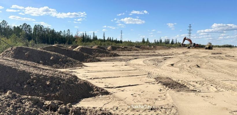 Первый коффердам Ленского моста пока не установлен — корреспондент побывал на месте