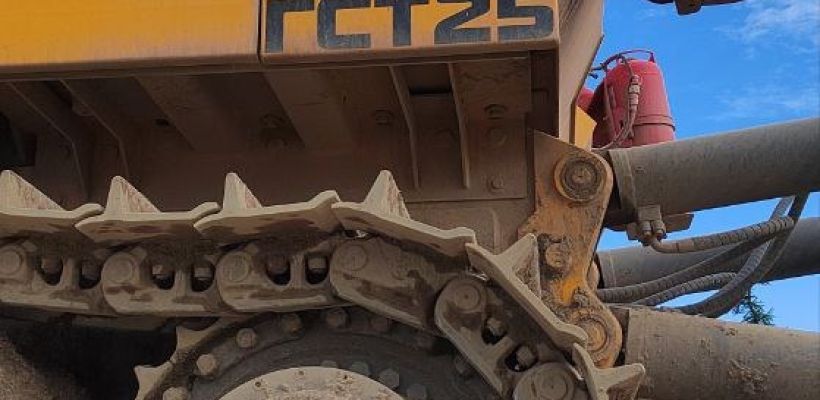 В «Алмазах Анабара» тестируют уникальный бульдозер от завода «Урал»