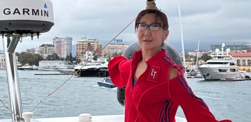 Якутянка установила рекорд в Сочи. Лариса Троева протащила яхту с помощью волос