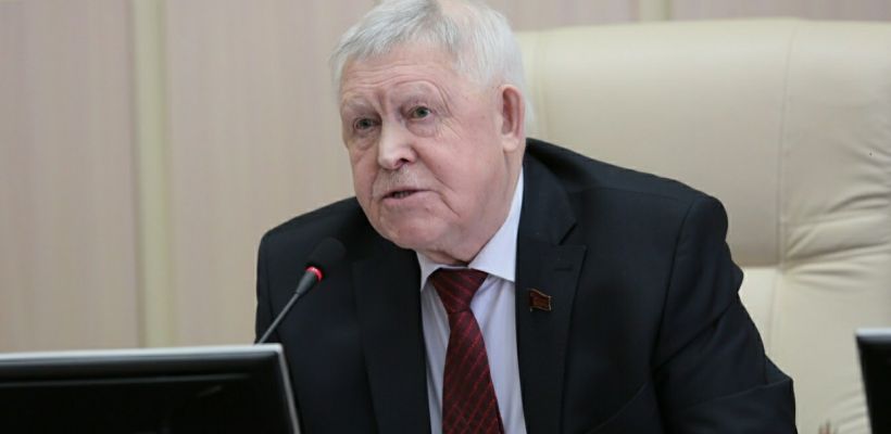 Главный коммунист Якутии потребовал проверить слова депутата Ил Тумэн Александра Иванова