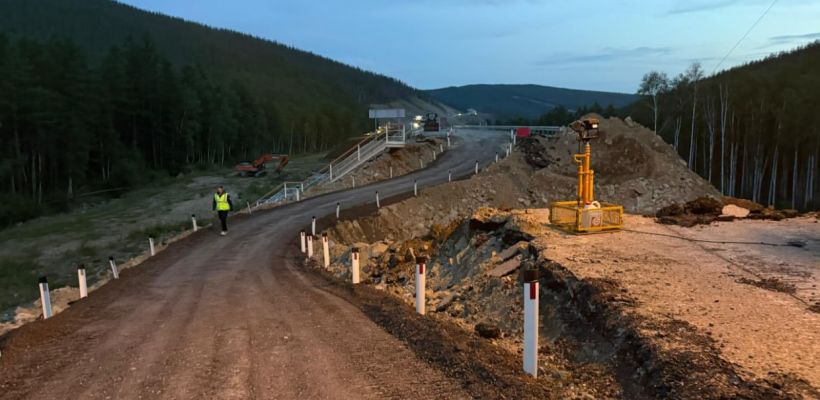 На участке трассы А-360 «Лена» продлевается ограничение на проезд крупногабаритного транспорта