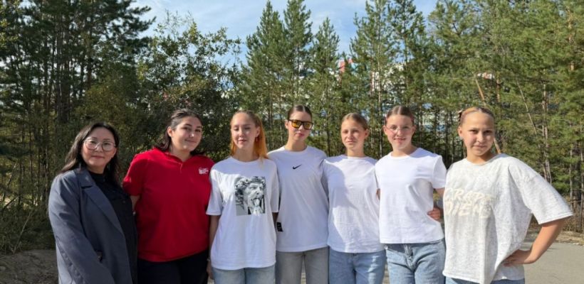 Сколько подростков работали летом в Якутске?