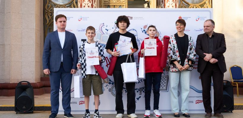 Школьники из Якутии завоевали золото и два серебра на Кубке Л.Н Толстого по шахматам