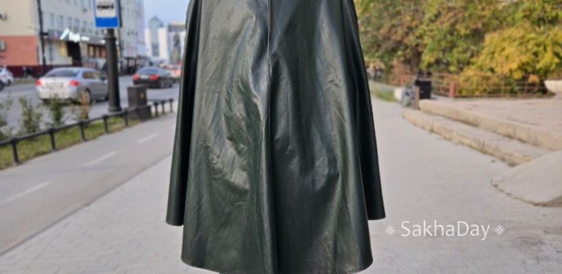 "Ковбой VS Истребитель титанов": Как одеваются жители Якутска осенью?