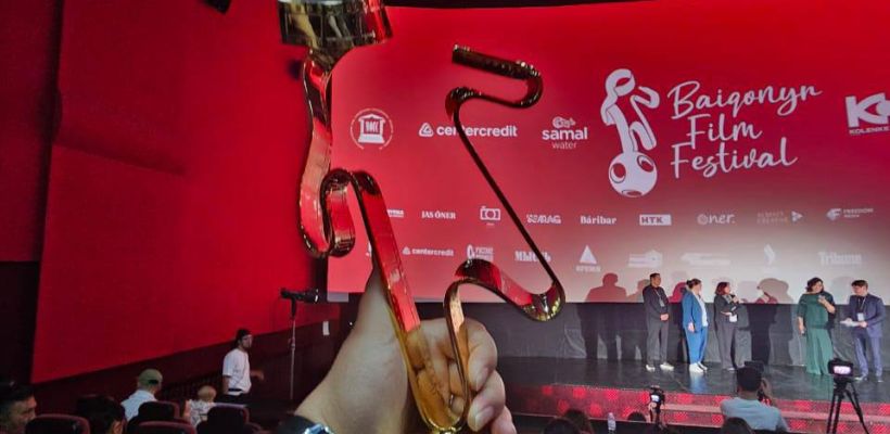 Кинолента "Сибэкки биэрээри" признана лучшим фильмом на фестивале в Алматы