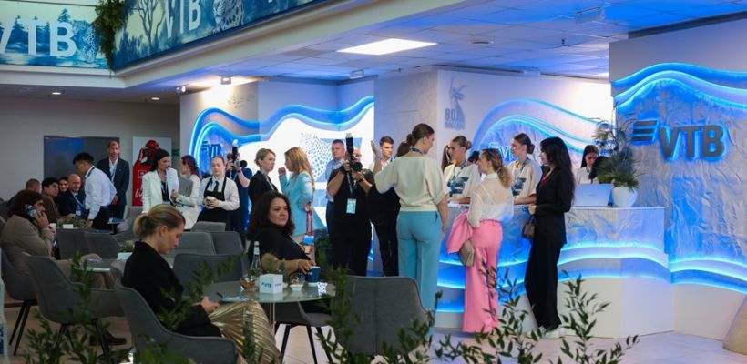 ВТБ направил 100 млрд рублей на улучшение жилищных условий семей Дальнего Востока и Арктики