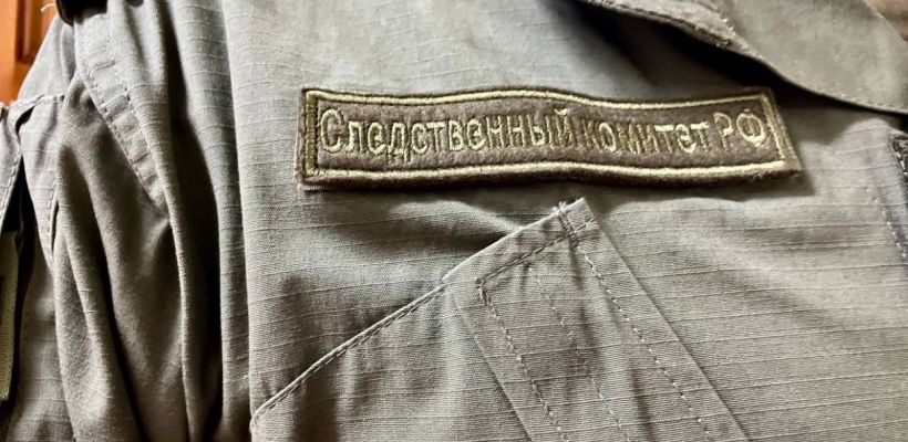 Укусил за палец, надавил на глаза и обматерил полицейского — дело в суде