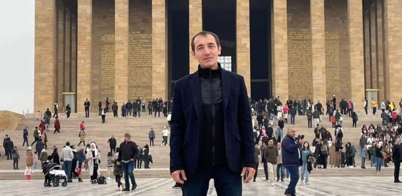 Александр Иванов отказался выходить из фракции "Новые люди" в Ил Тумэн. Однопартийцы принимают непростое решение