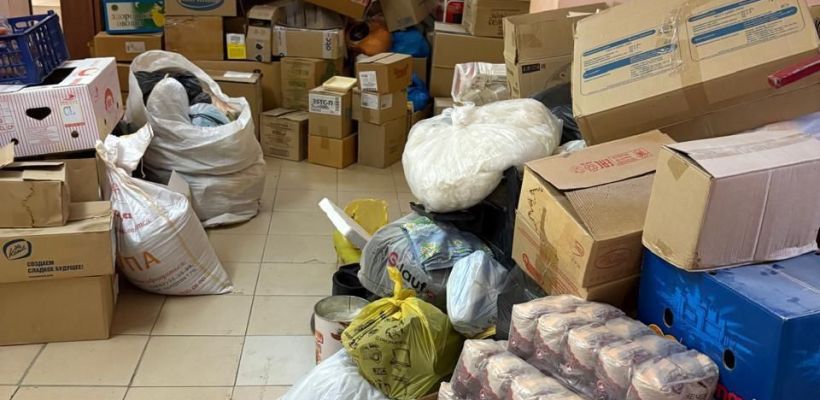 «Жильцы использовали пакеты вместо туалета!». Жители дома в Якутске стали заложниками семьи, задолжавшей за коммунальные услуги