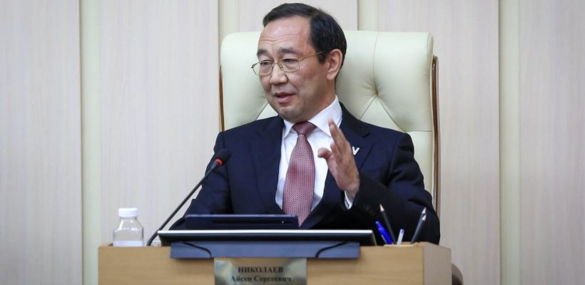 В Ил Тумэн приняли поправки к Конституции Якутии. Насколько законно?